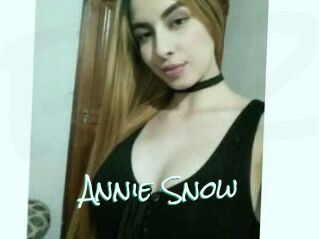 Annie_Snow