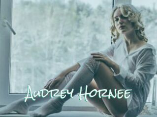 Audrey_Hornee