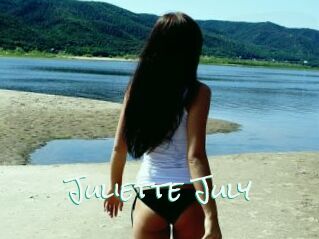 Juliette_July