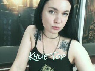 Kylie_Top