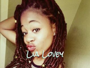 Lia_Lovey