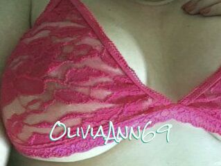 Olivia_Ann_69