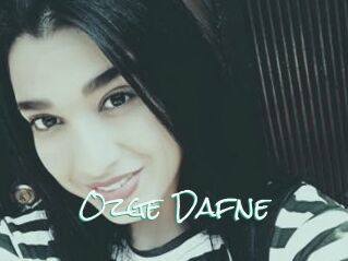Ozge_Dafne
