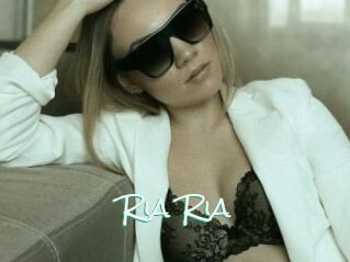 Ria_Ria