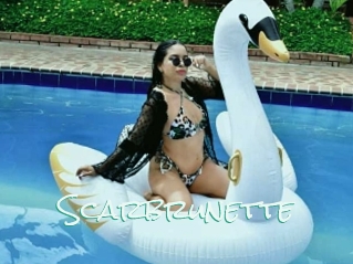 Scarbrunette