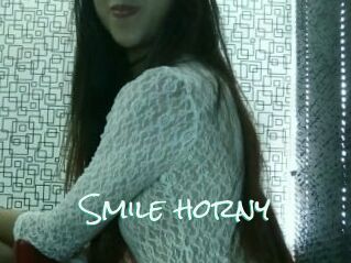 Smile_horny